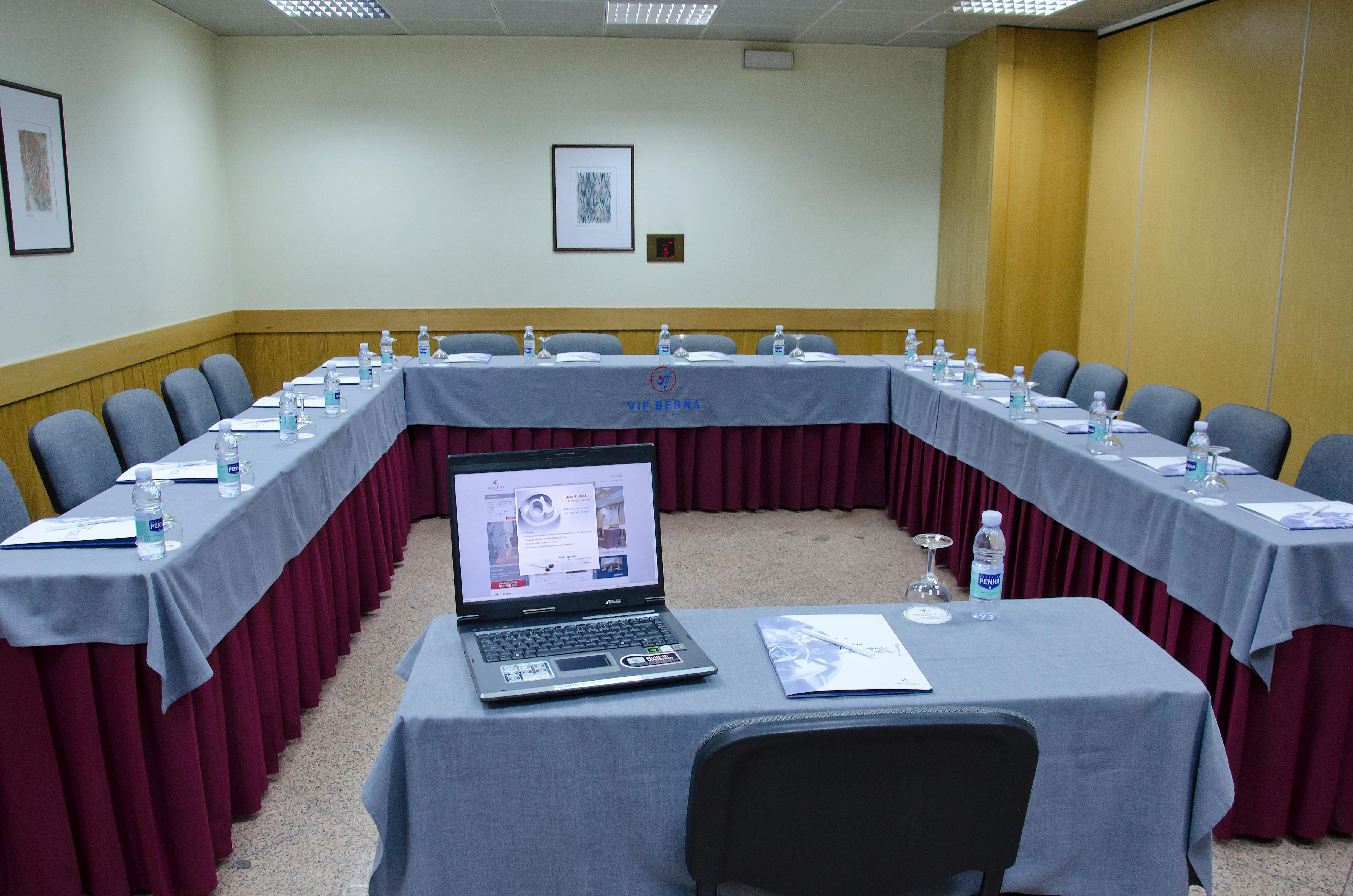 VIP Inn Berna Hotel Lissabon Exterior foto