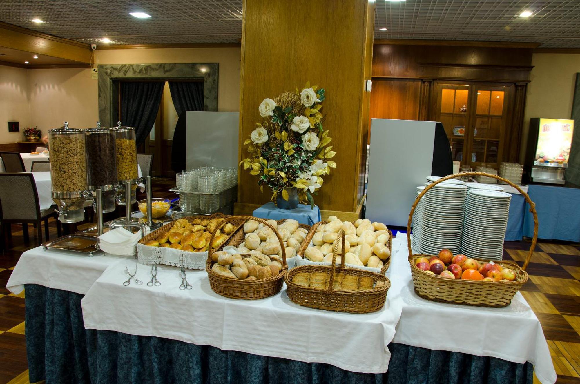 VIP Inn Berna Hotel Lissabon Exterior foto
