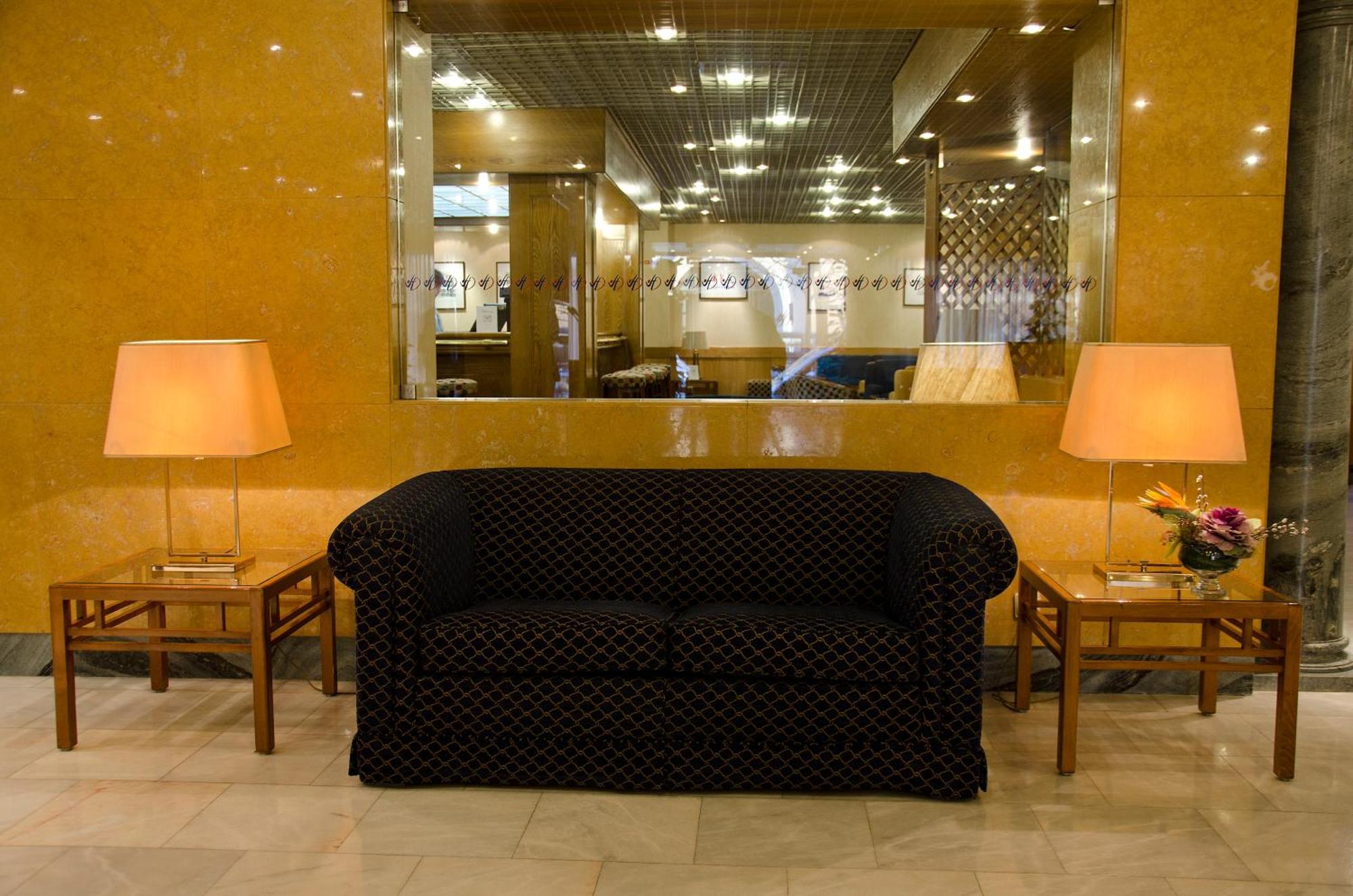 VIP Inn Berna Hotel Lissabon Exterior foto