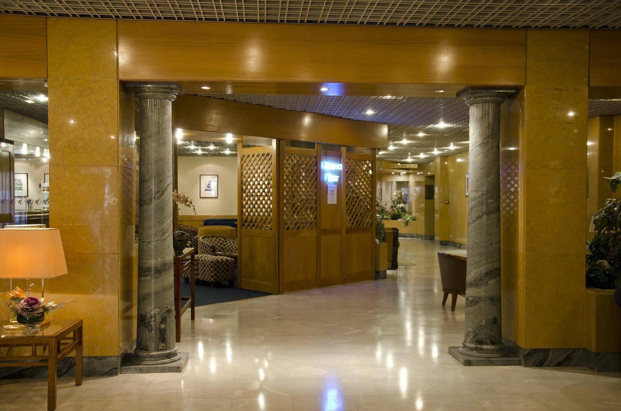 VIP Inn Berna Hotel Lissabon Exterior foto