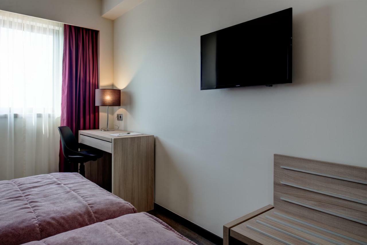 VIP Inn Berna Hotel Lissabon Exterior foto